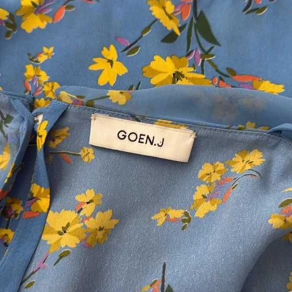 Goen.J Floral Ruffle Top | Size Small (4) | Blue & Yellow - Picture 5 of 6
